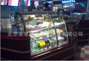 【糕點冷藏展示柜】人性化設計